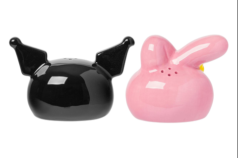 7073-my-melody-and-kuromi-sculpted-ceramic-salt-and-pepper-set-1.png