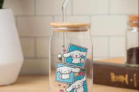 7077-cinnamoroll-snacks-bamboo-lidded-glass-tumbler-1.png