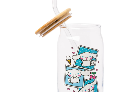 7077-cinnamoroll-snacks-bamboo-lidded-glass-tumbler-1.png