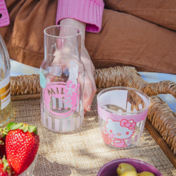 Hello Kitty Glass Carafe and Cup Set (Strawberry Milk)