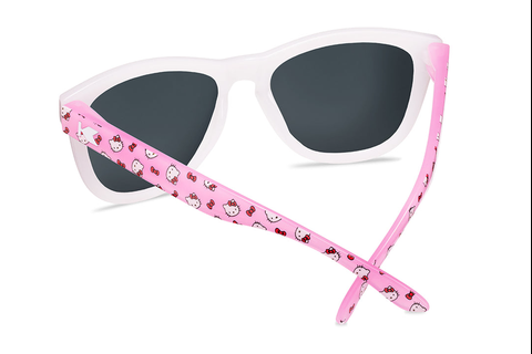 7097-hello-kitty-x-knockaround-kids-pink-sunglasses-premiums–1.png