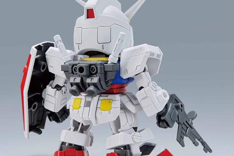 7109-hello-kitty-rx-78-2-gundam-model-kit-sd-gundam-ex-standard–1.png