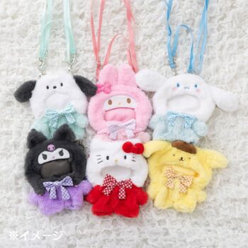 Pochacco Dress-Up Doll Clothes With Carrying Strap (Medium)