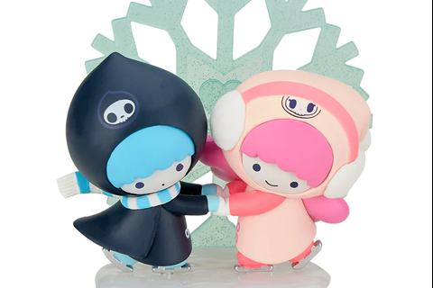 7139-hello-kitty-and-friends-x-tokidoki-winter-dreams-blind-box-1.png