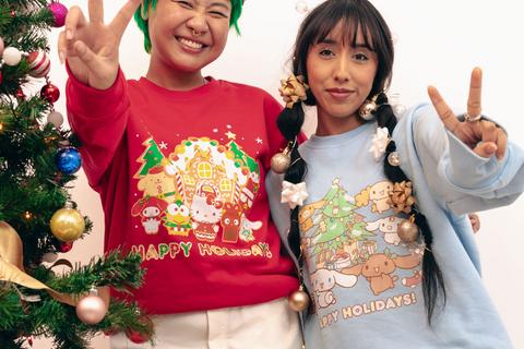 7157-cinnamoroll-and-friends-x-japanla-holiday-sweater-1.jpg