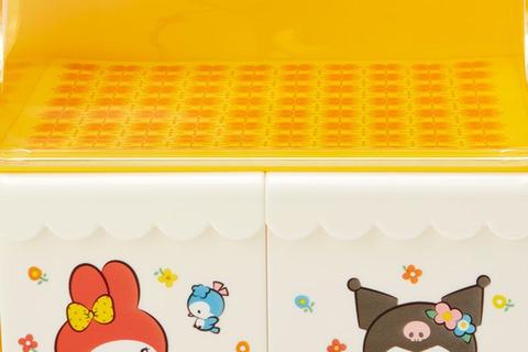 992-sanrio-characters-mini-yellow-storage-chest-retro-room-series–1.jpg